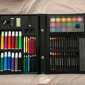 Brand New Art Park Set